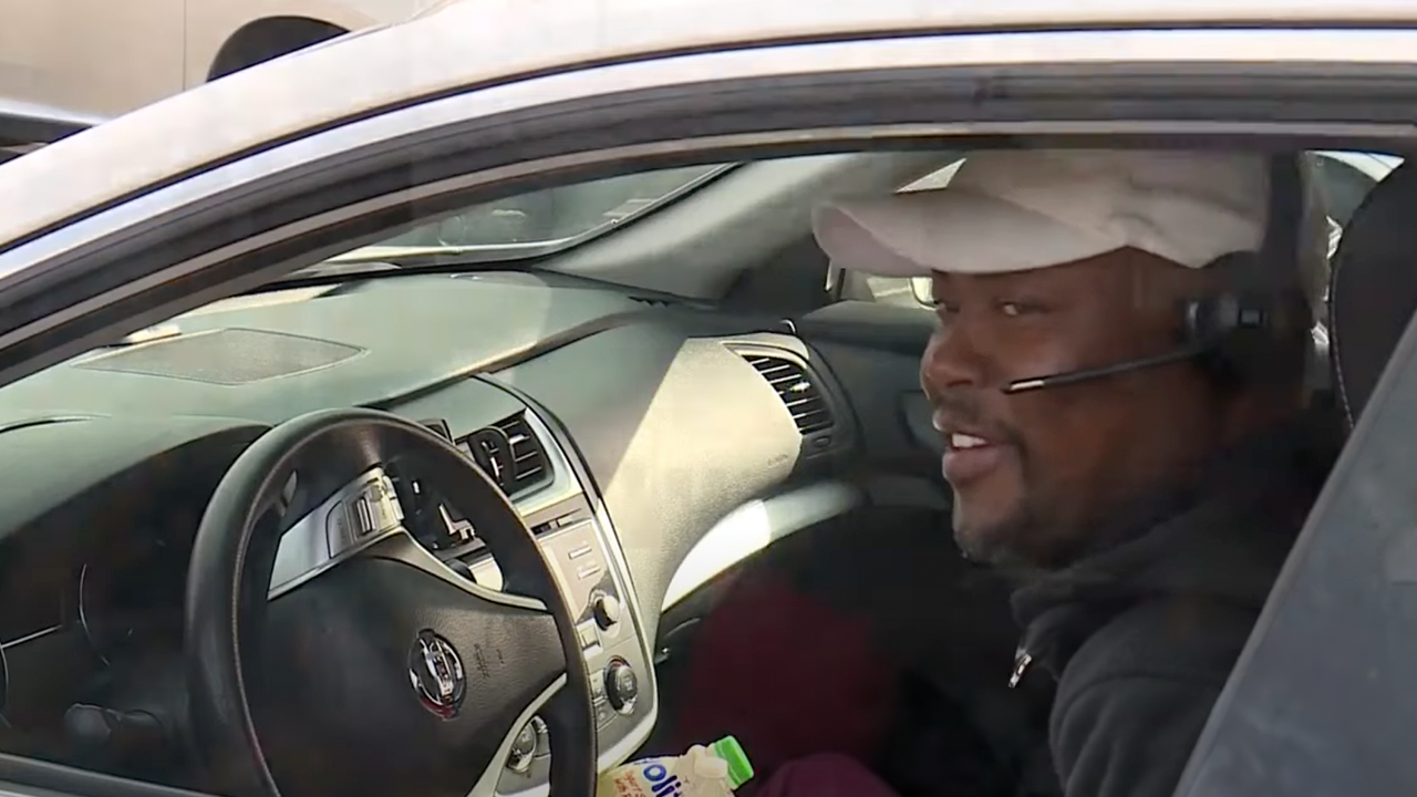 Uber Driver's Act of Integrity: Returns $8,000 to Teen and Inspires Morality Among Peers